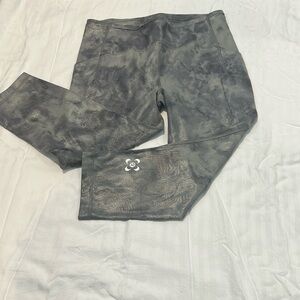Lululemon swift speed leggings cropped size 12